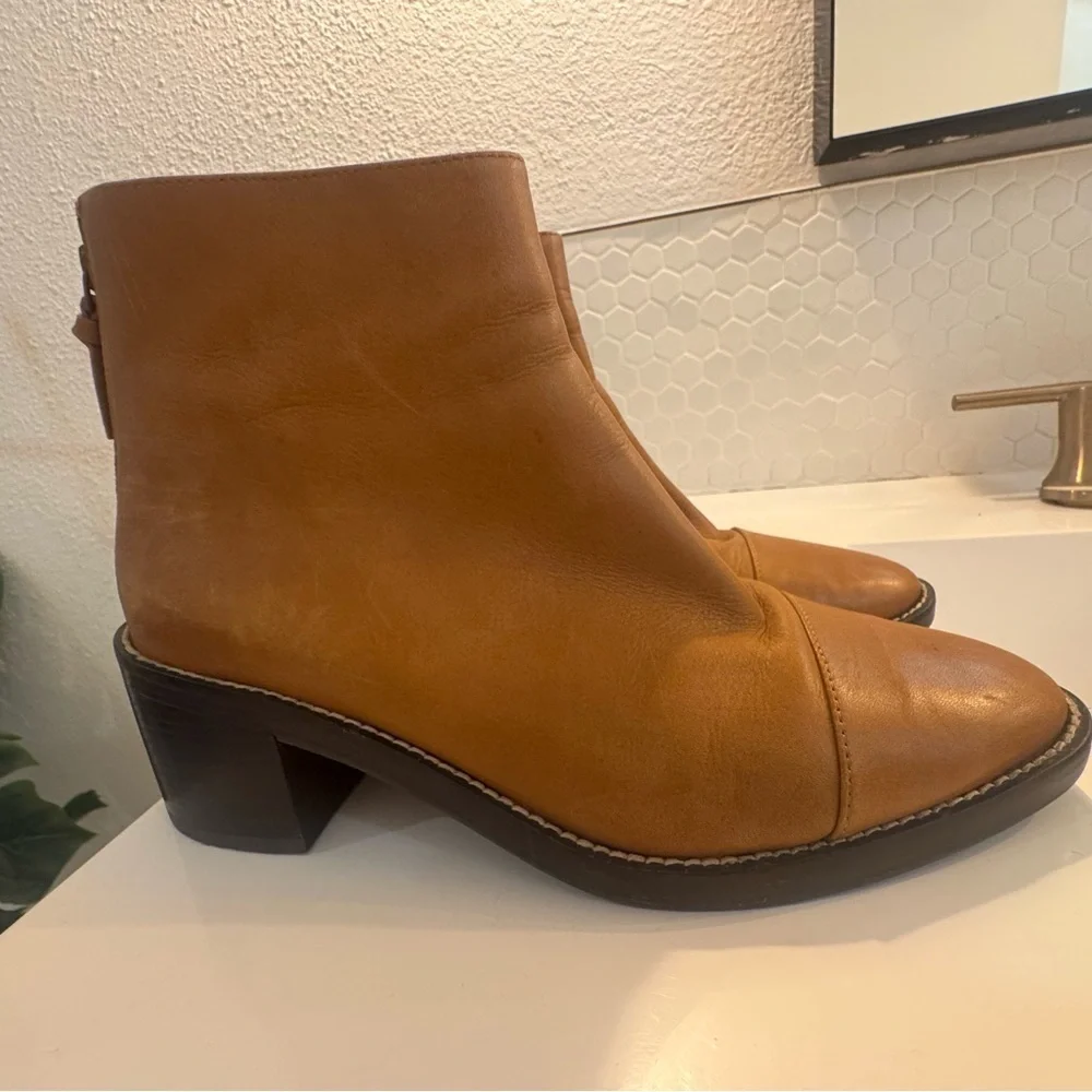 Cole Haan Grand 360 Leather Winnie Boots. NWOT Excellent Condition
